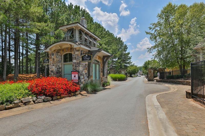 144 Village Green Avenue