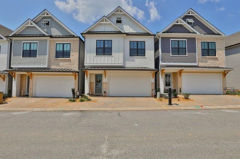 144 Village Green Avenue