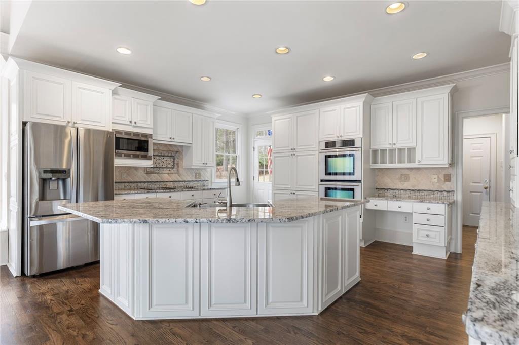 735 Richmond Glen Drive