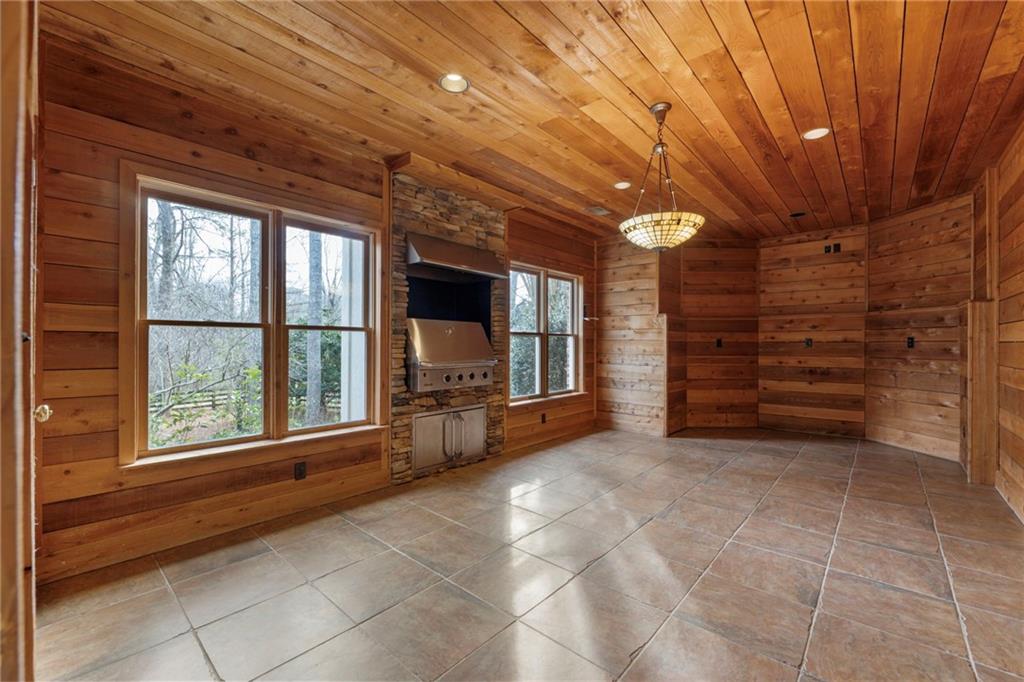 735 Richmond Glen Drive