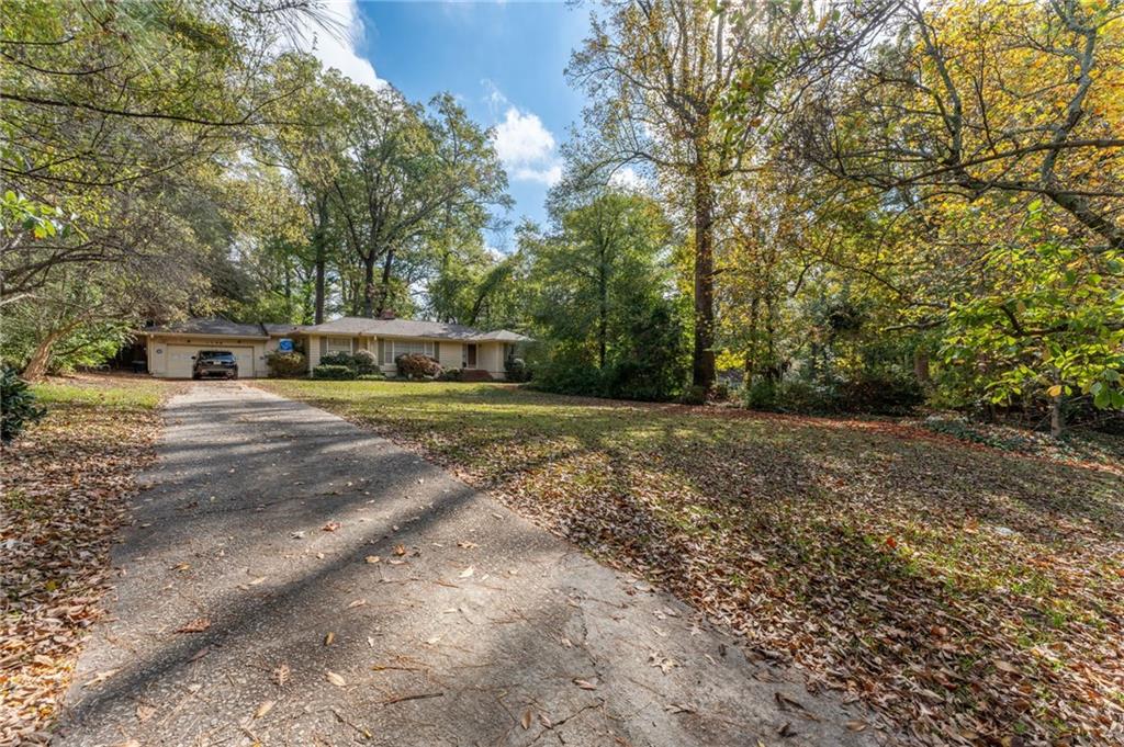 1141 Goodwin Place NE