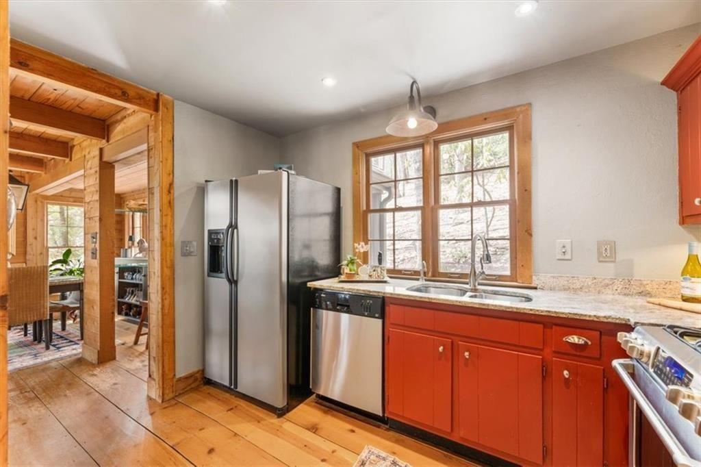 248 Lone Wolf Trail