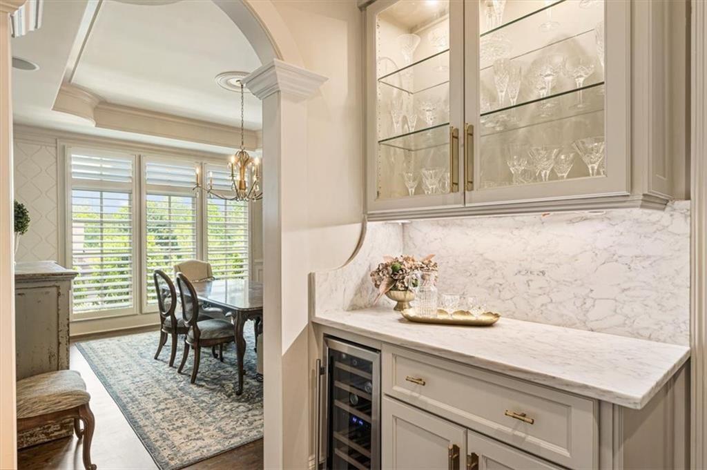 15889 Meadow King Court