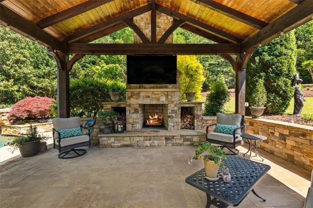 15889 Meadow King Court