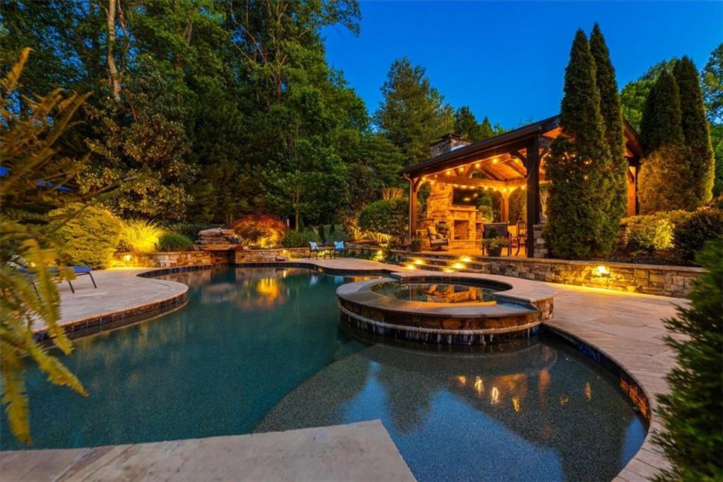 15889 Meadow King Court