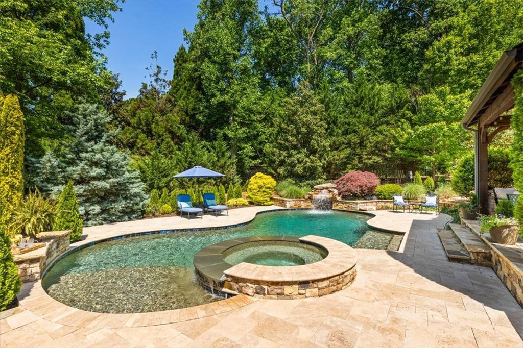 15889 Meadow King Court