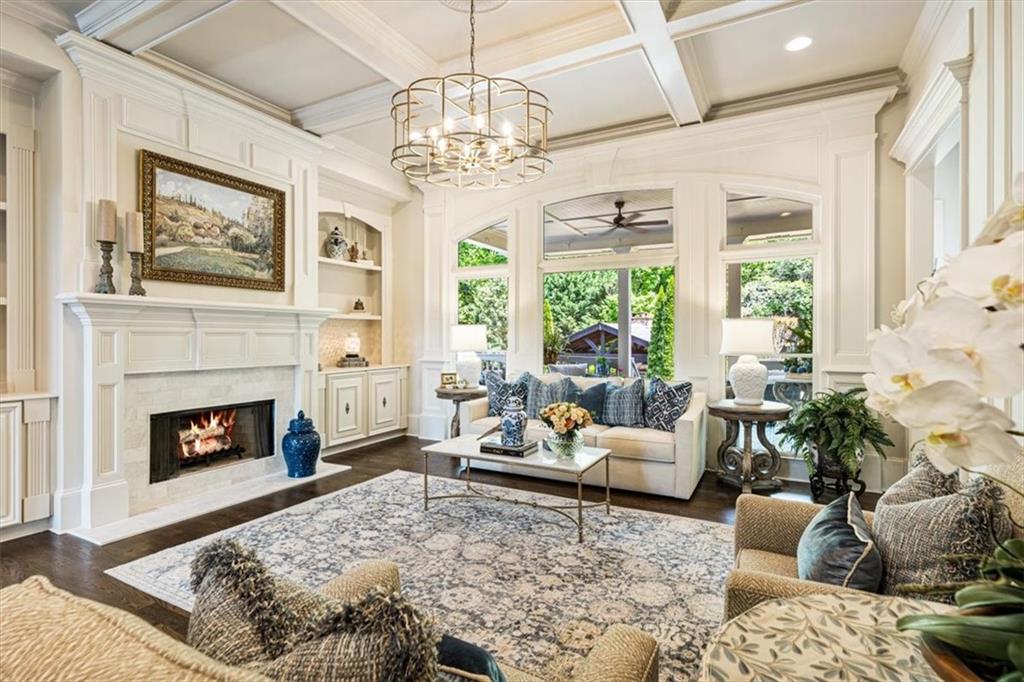 15889 Meadow King Court