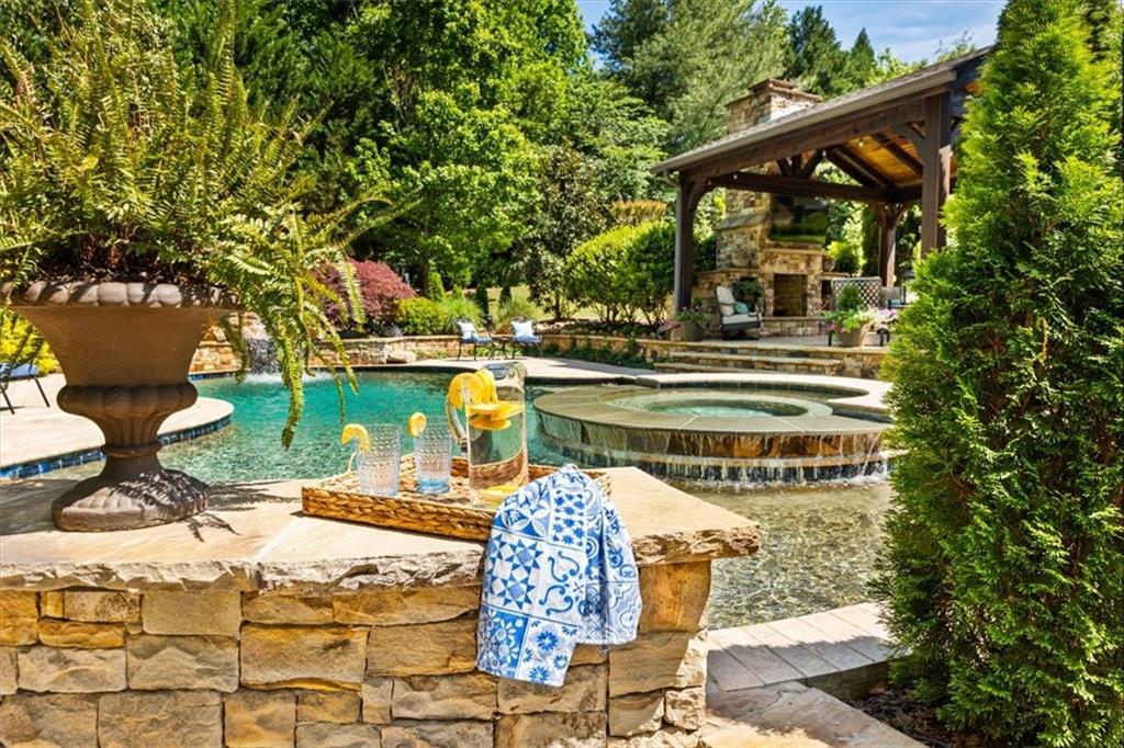 15889 Meadow King Court
