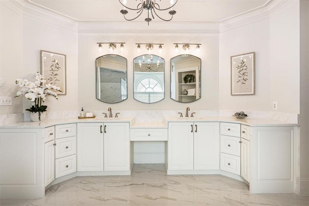 15889 Meadow King Court