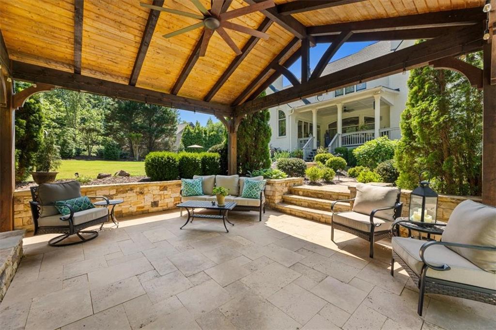 15889 Meadow King Court