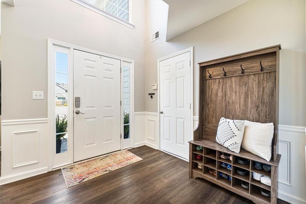 1020 Amber Leaf Court