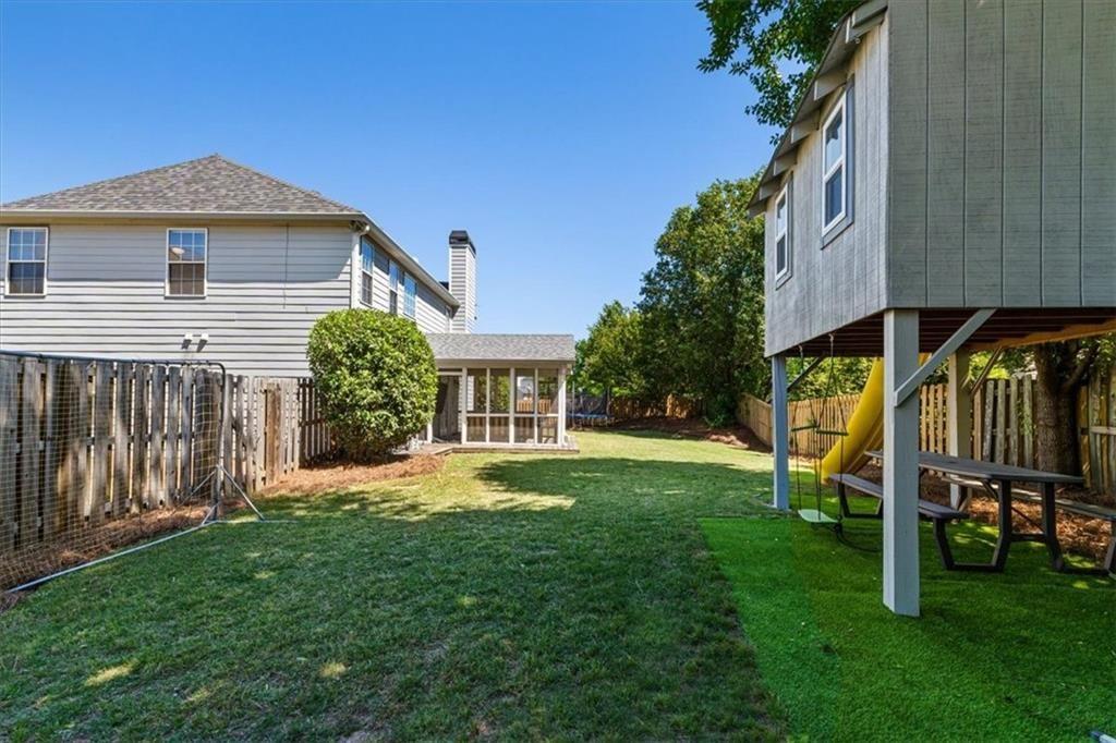 1020 Amber Leaf Court