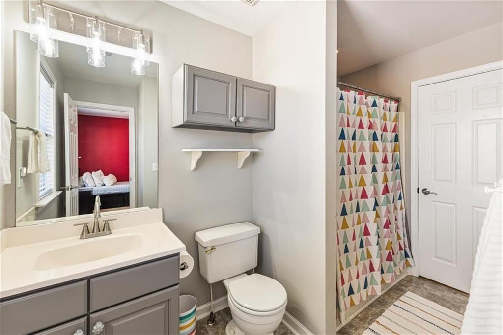 1020 Amber Leaf Court