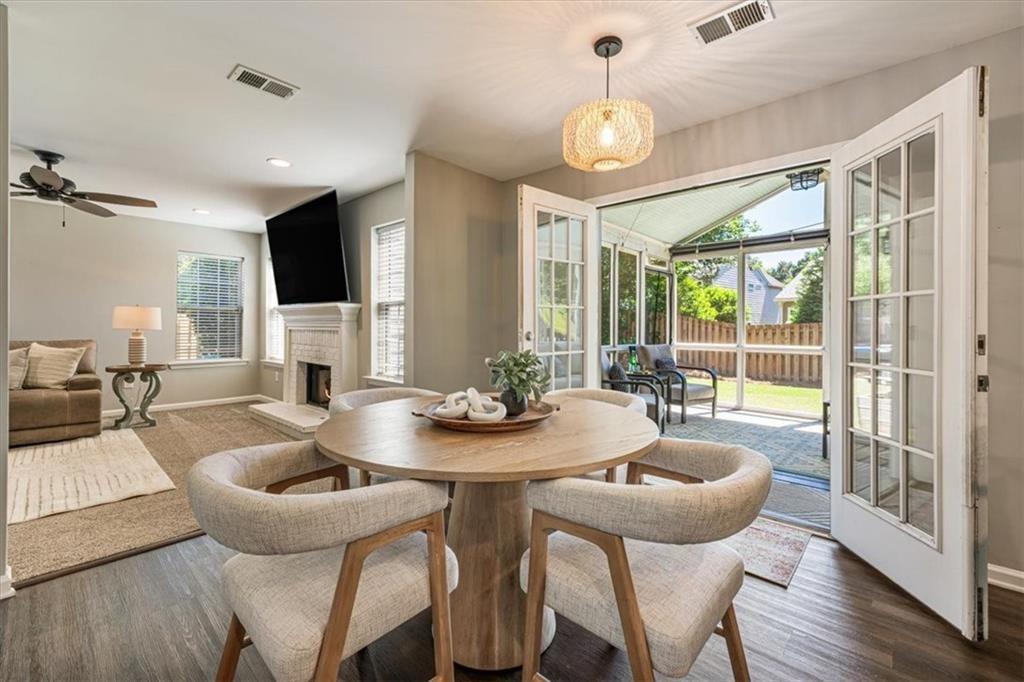 1020 Amber Leaf Court