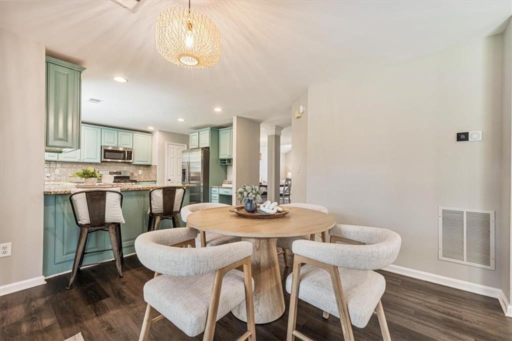 1020 Amber Leaf Court