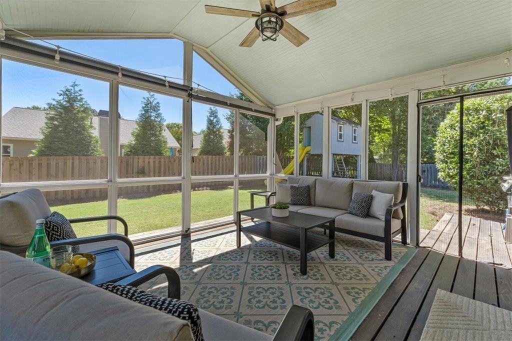 1020 Amber Leaf Court