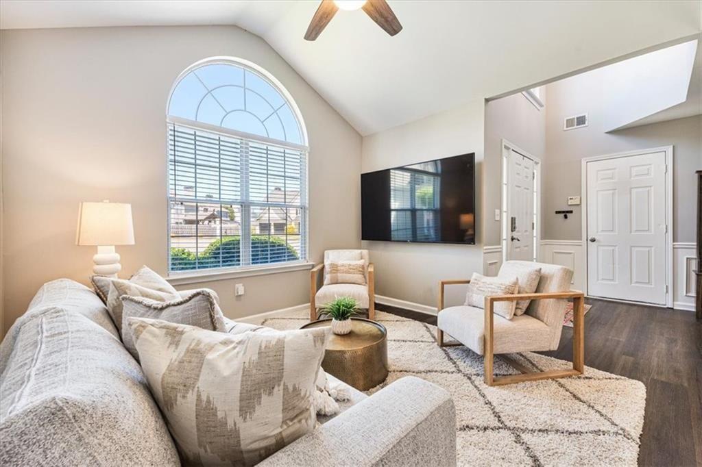 1020 Amber Leaf Court