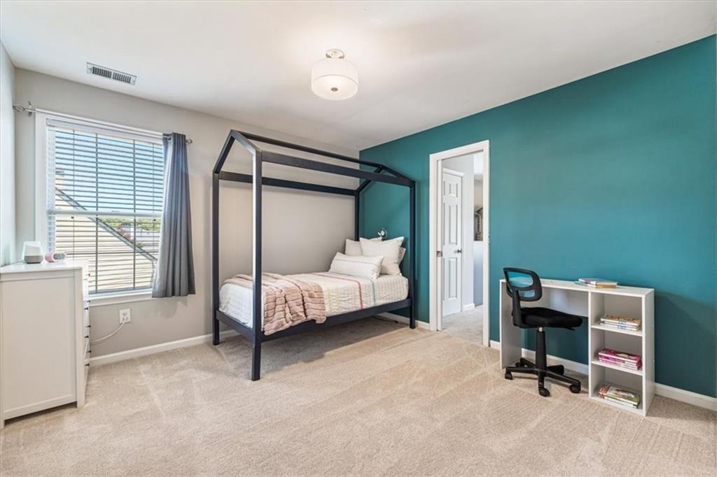 1020 Amber Leaf Court