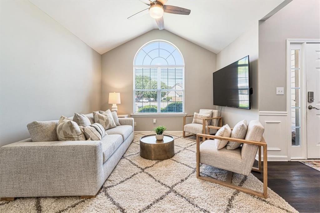 1020 Amber Leaf Court