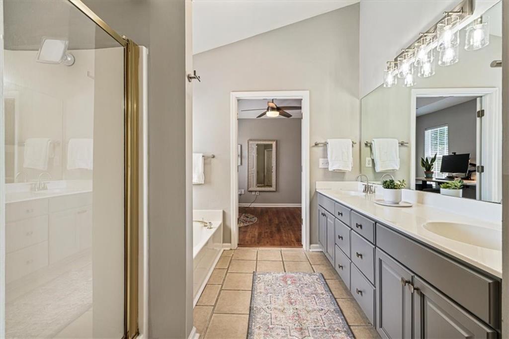 1020 Amber Leaf Court