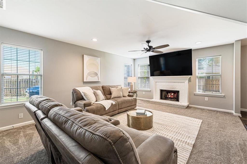1020 Amber Leaf Court