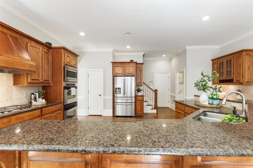 610 Shade Lake Court