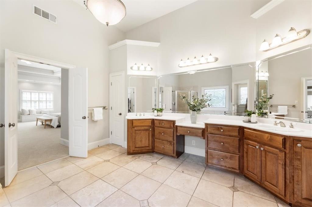 610 Shade Lake Court