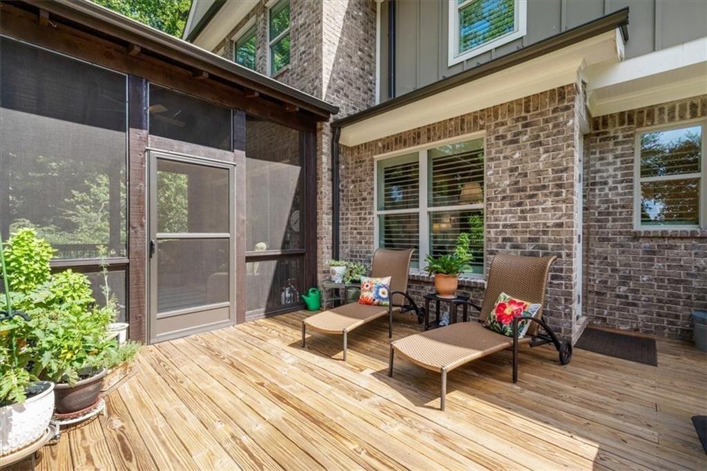 235 Grandmar Chase