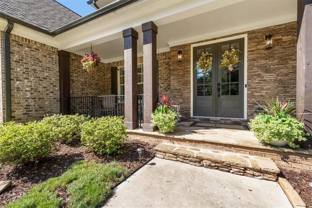235 Grandmar Chase
