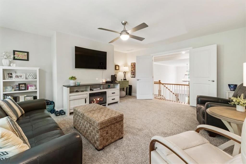 235 Grandmar Chase