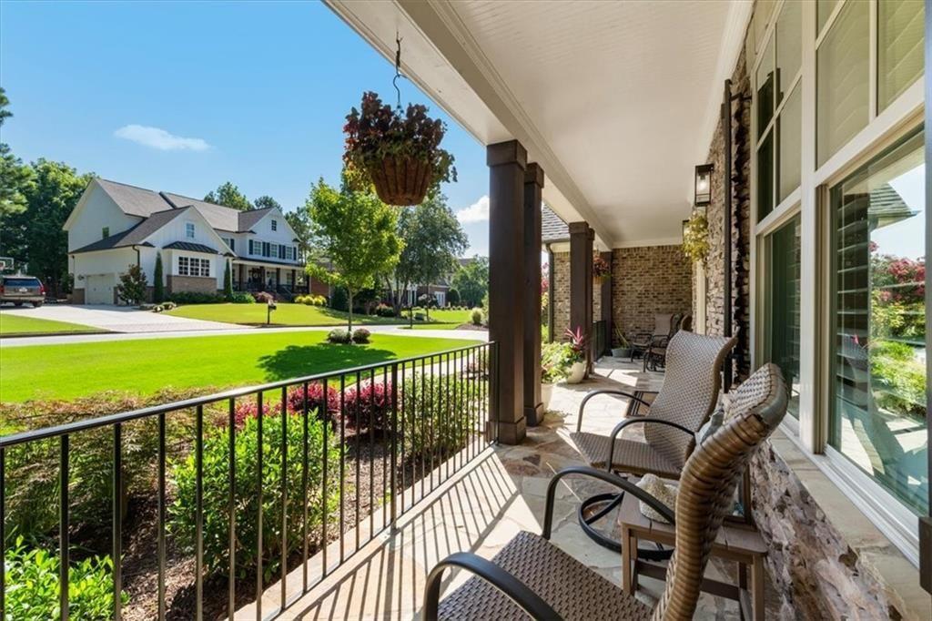 235 Grandmar Chase