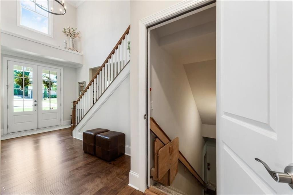 235 Grandmar Chase