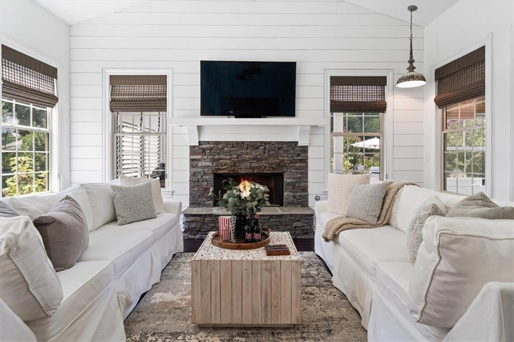 12170 Belvoir Lane