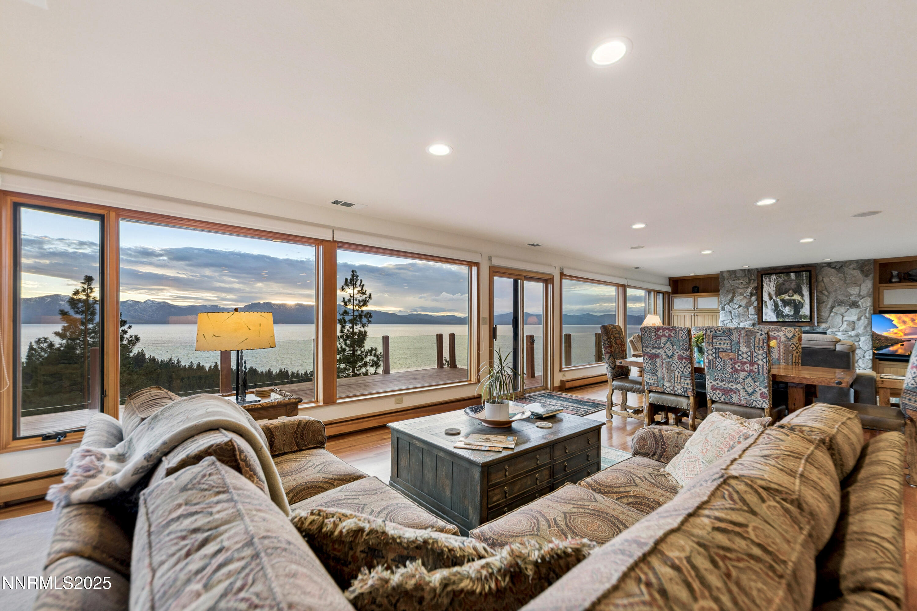 1337 Winding Way
