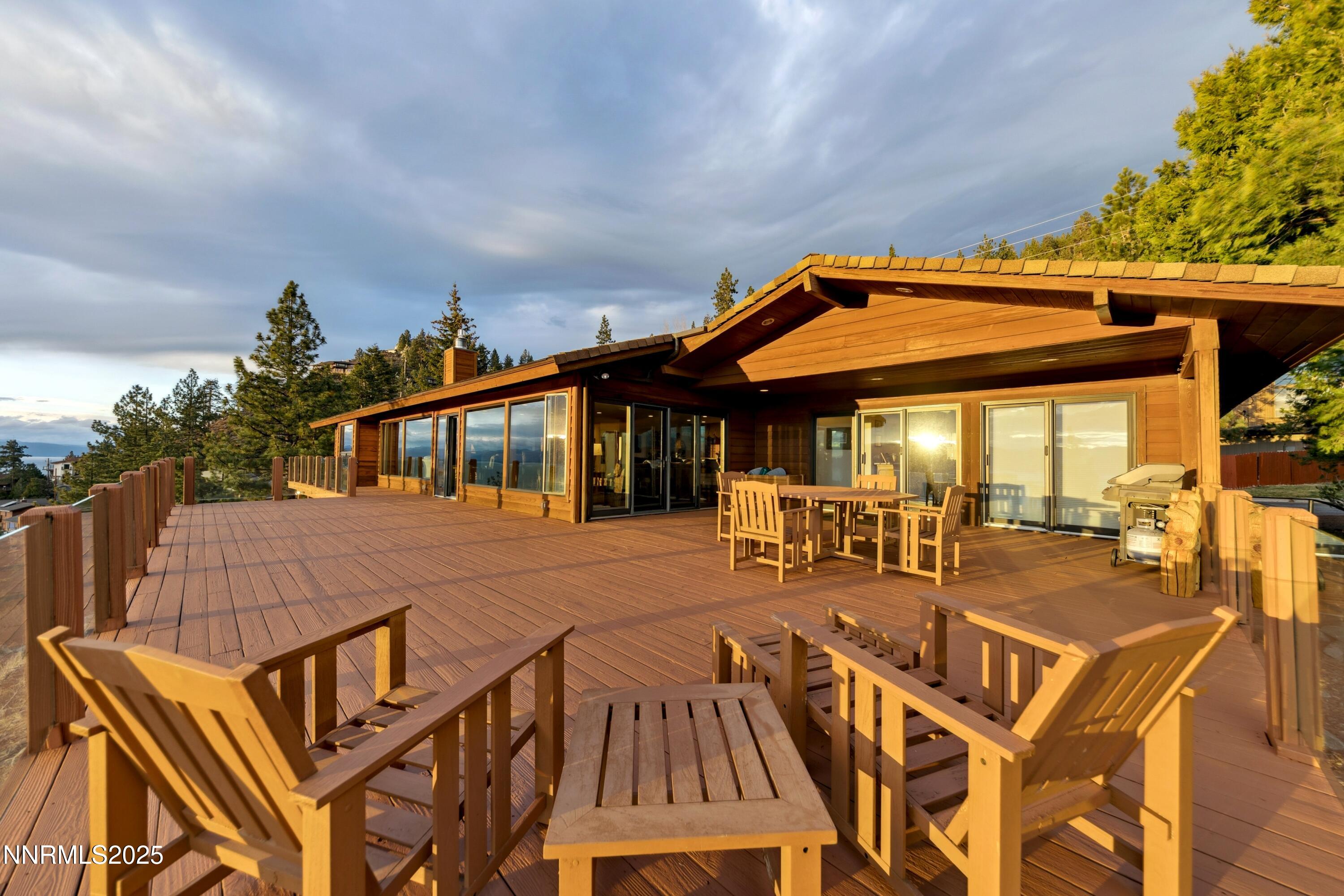 1337 Winding Way