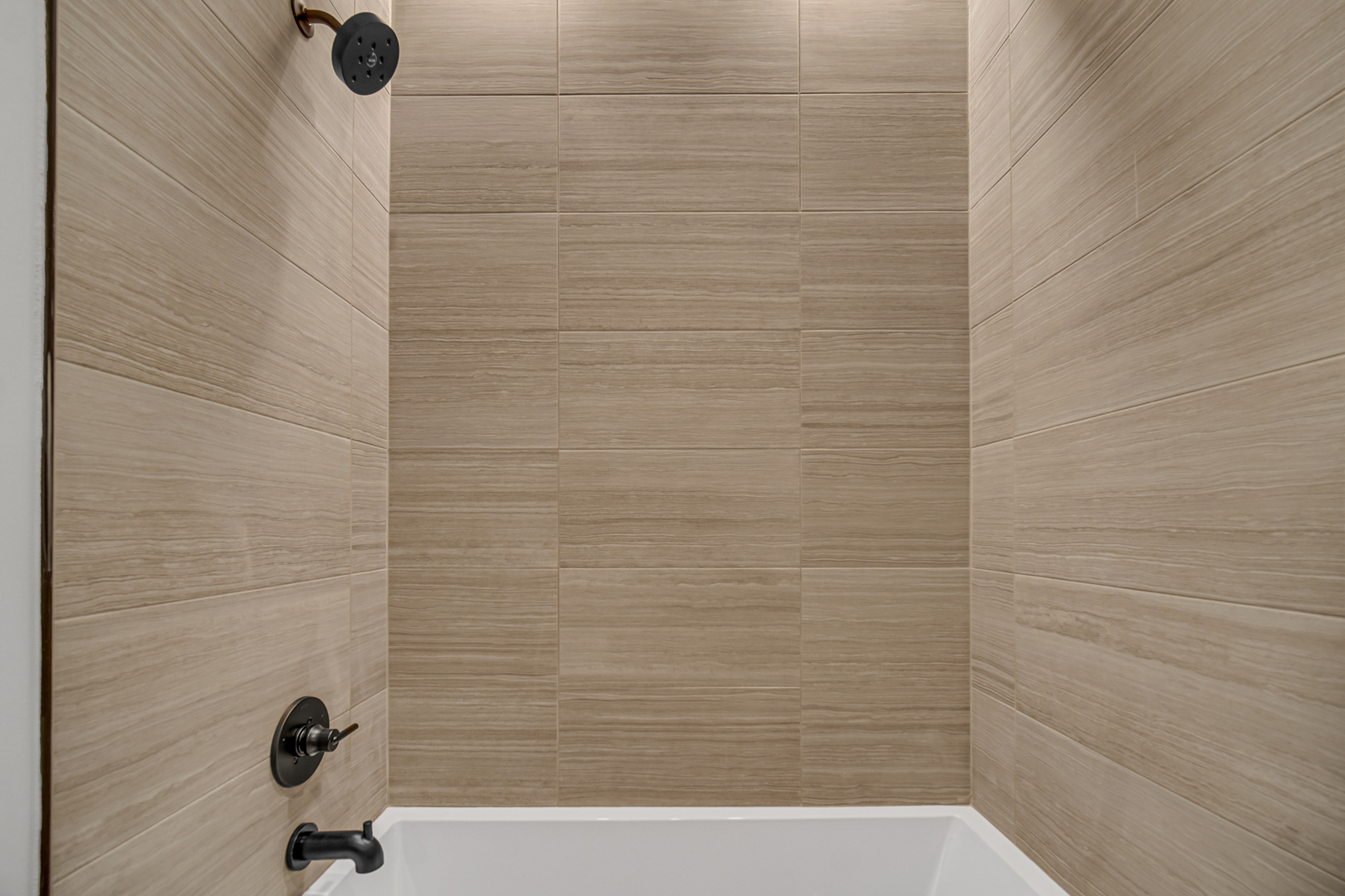 4559 S Michigan Avenue Unit: PH