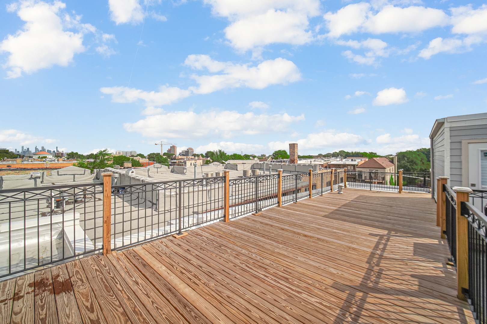 4559 S Michigan Avenue Unit: PH