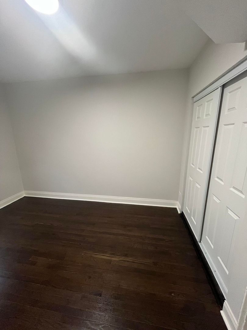 711 E 90th Street Unit: 1