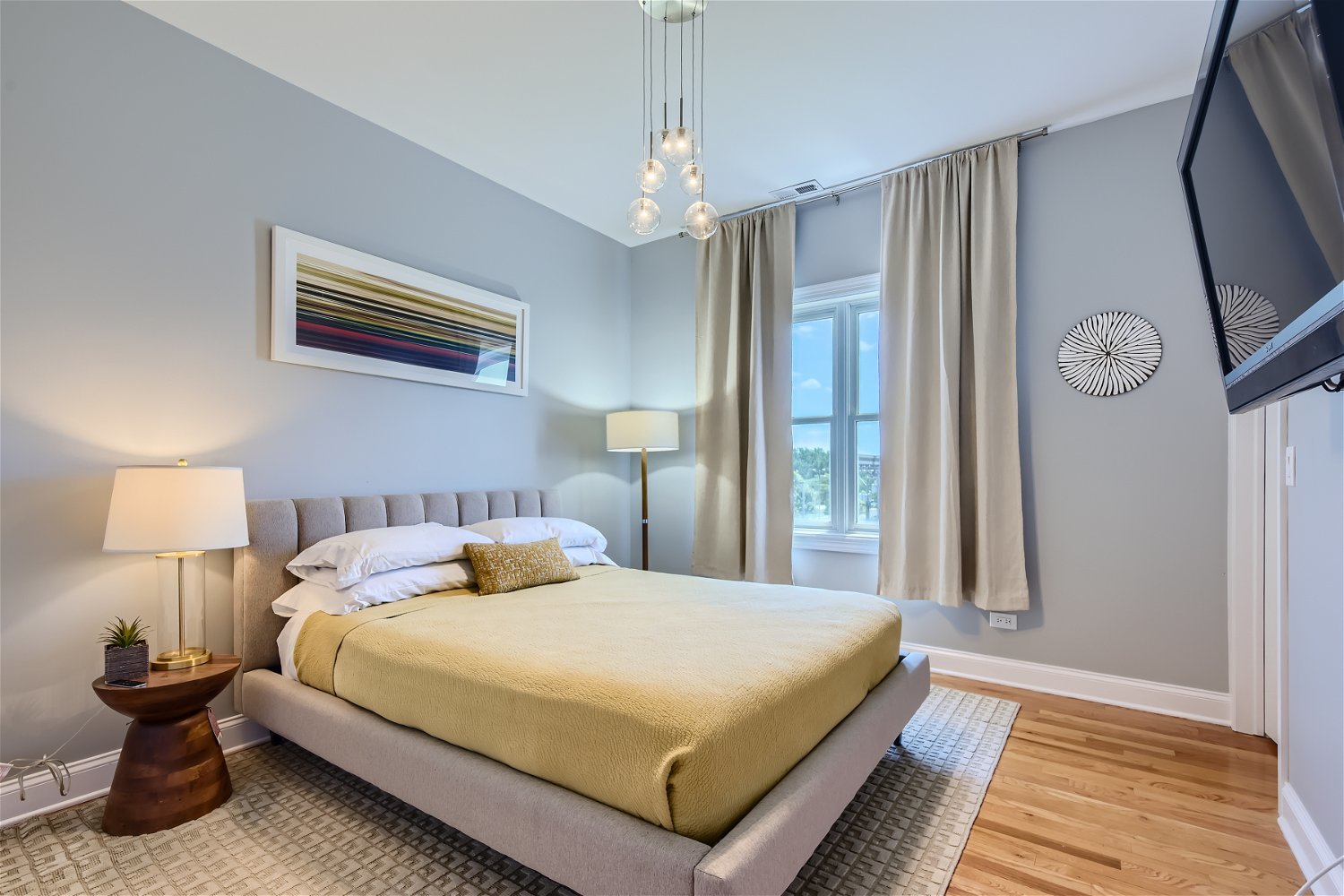 3719 S Indiana Avenue Unit: 4S