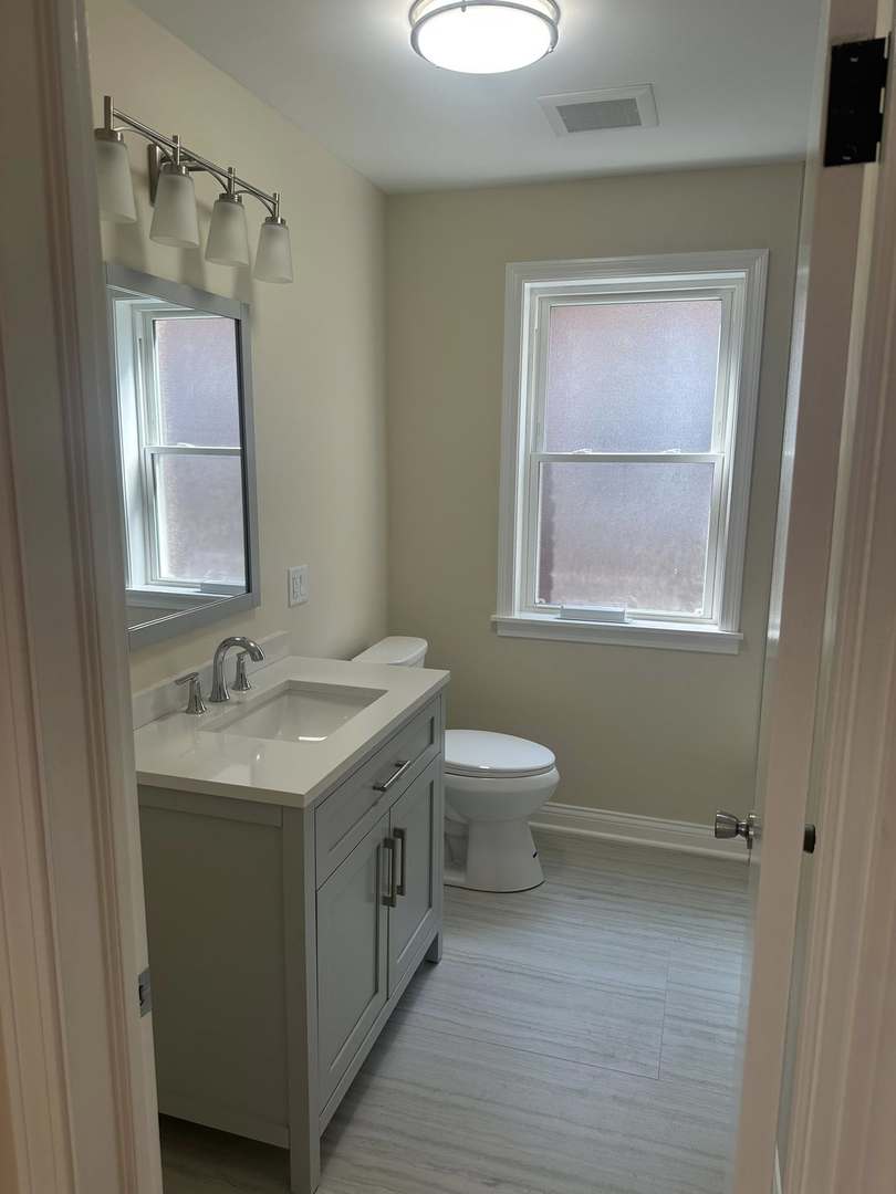 10508 S Claremont Avenue Unit: 1
