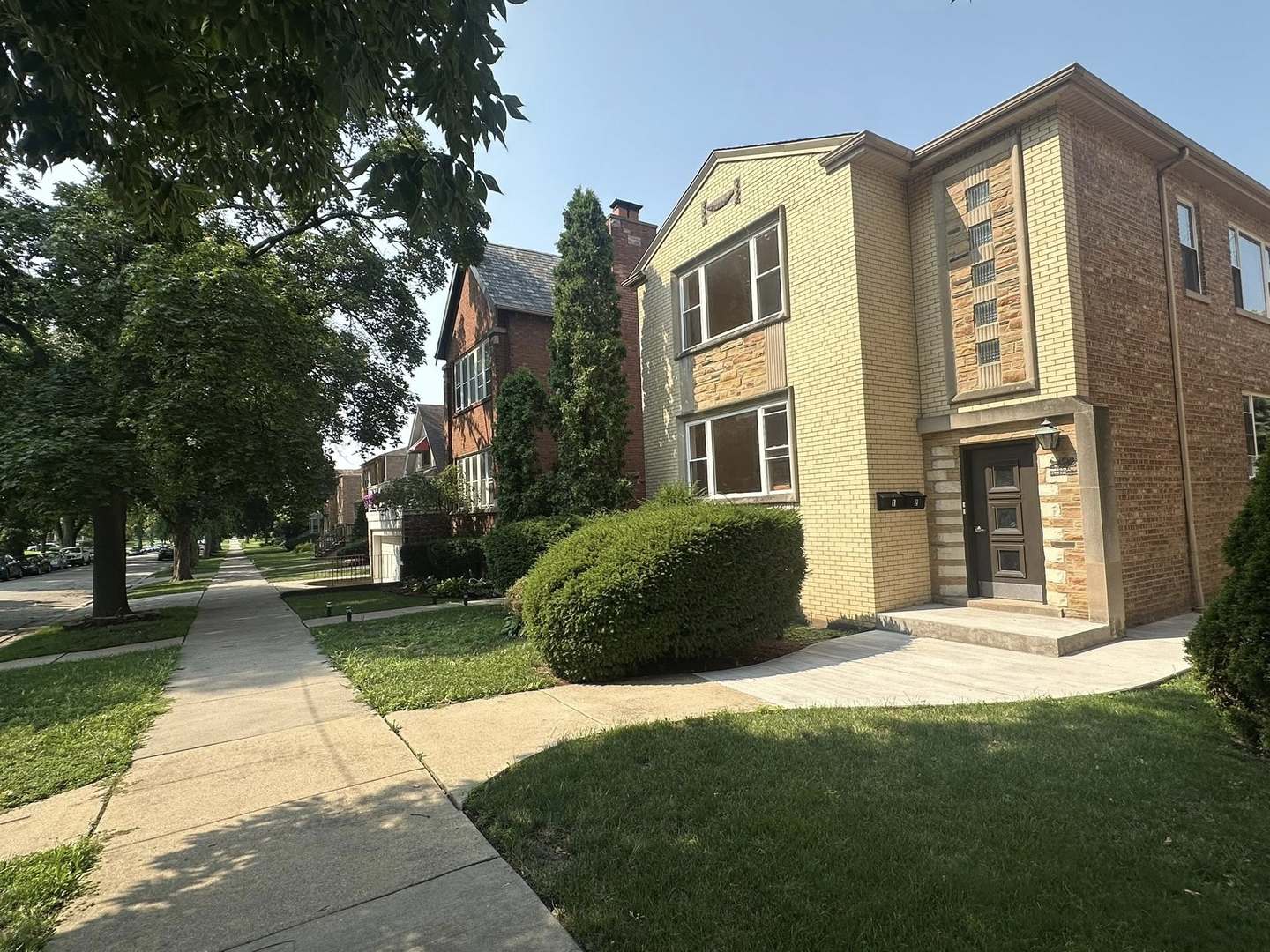 10508 S Claremont Avenue Unit: 2