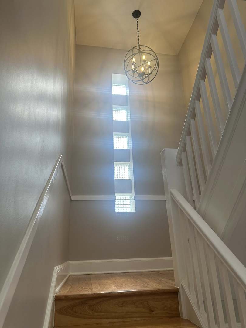 10508 S Claremont Avenue Unit: 2