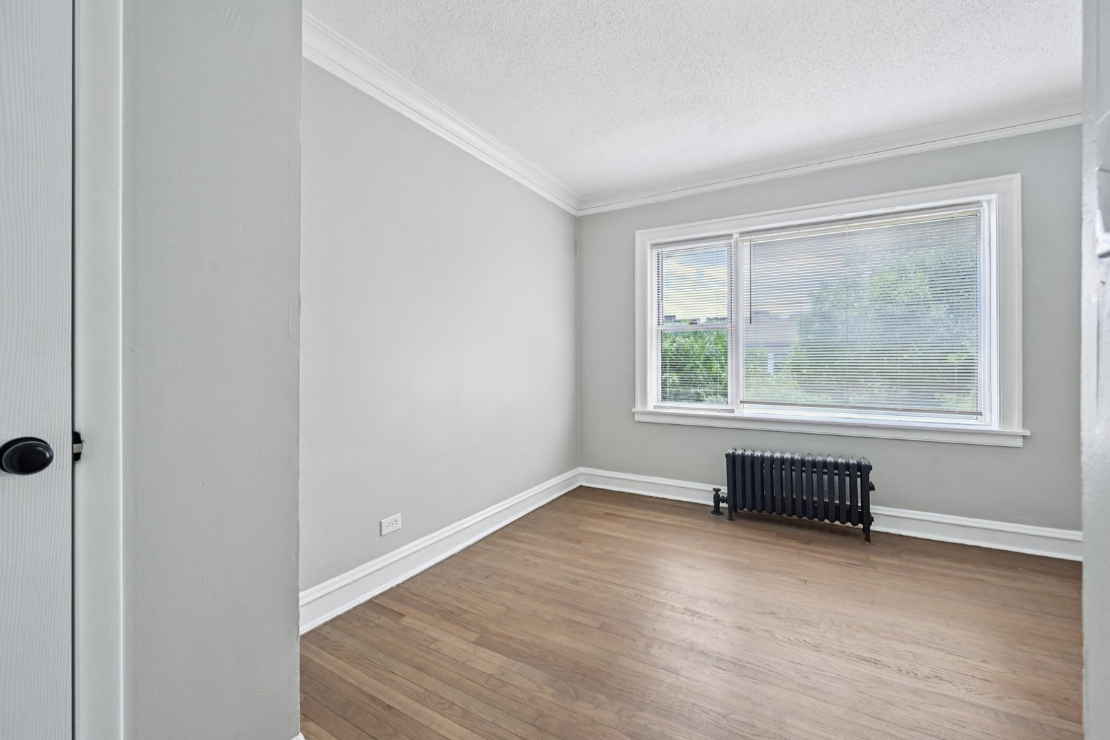 2508 E 78th Street Unit: 3