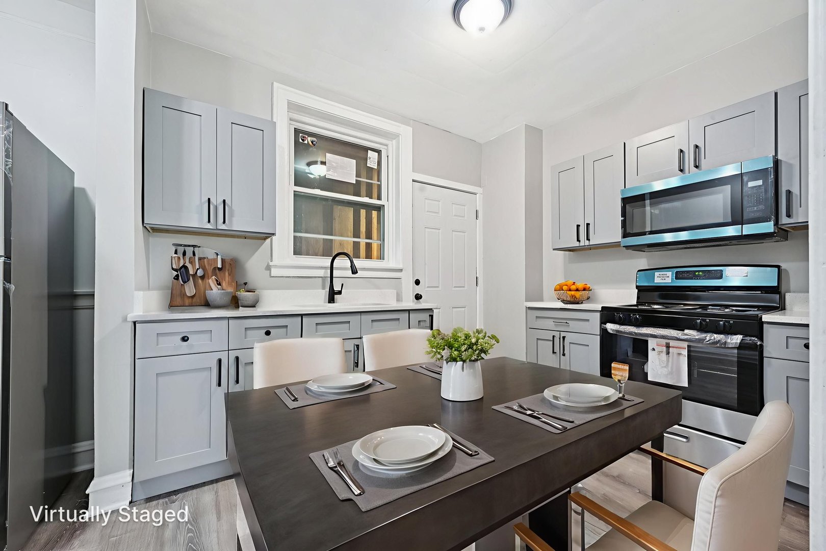 2508 E 78th Street Unit: 3