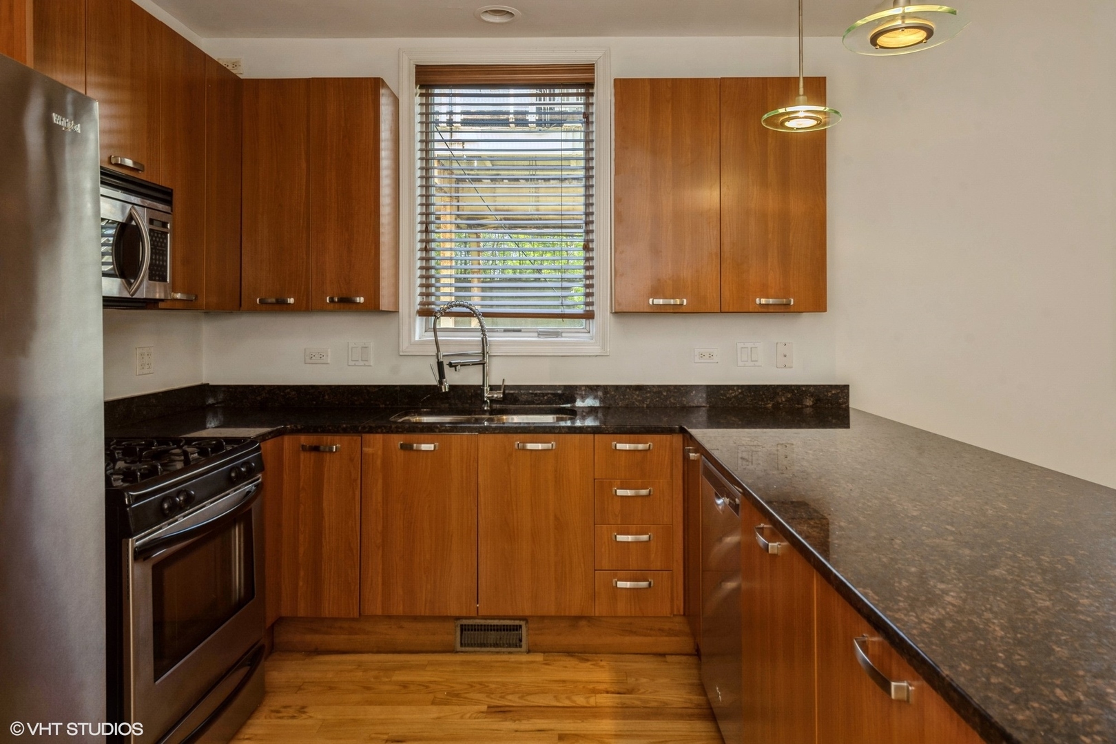 4012 S Indiana Avenue Unit: 1N