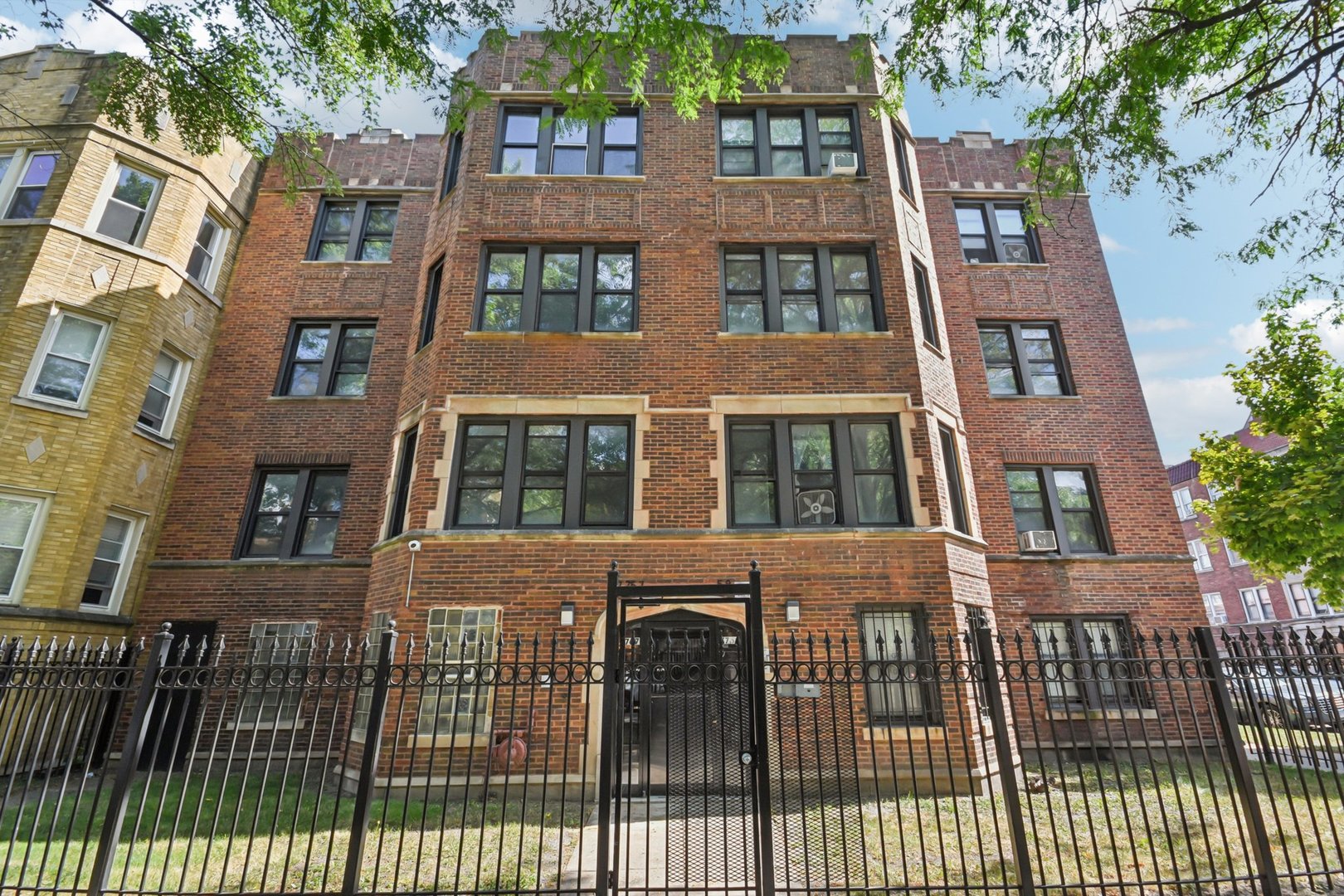 2444 E 78th Street Unit: 1