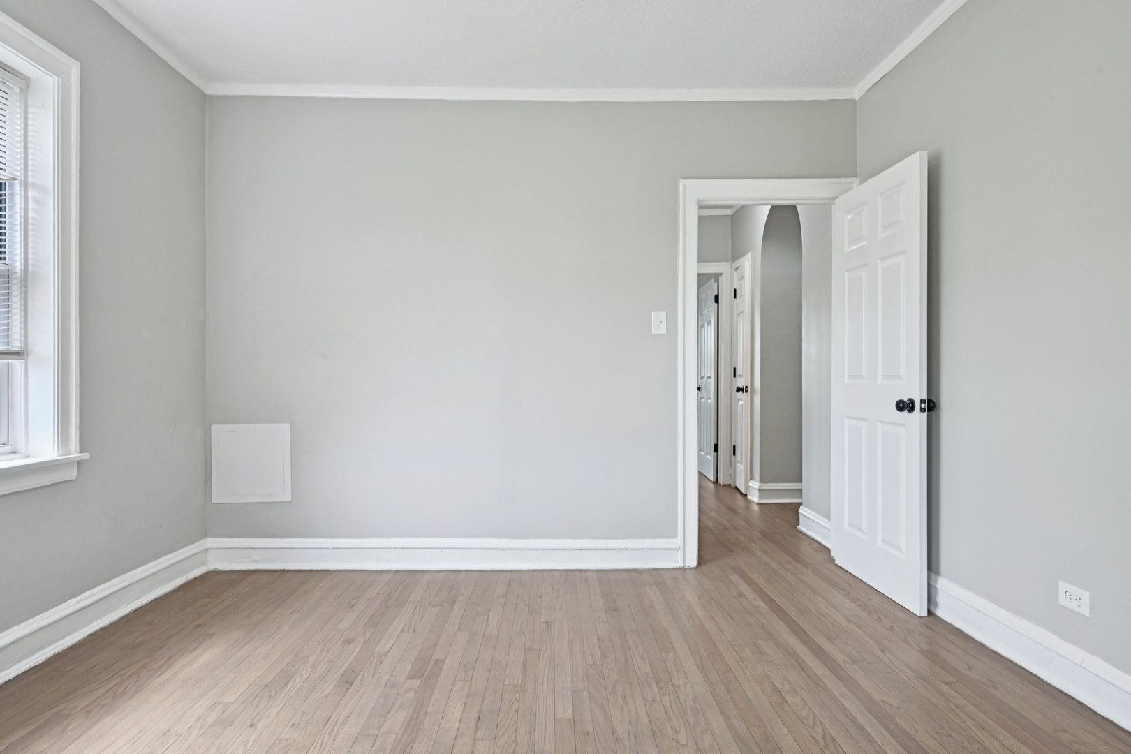 2508 E 78th Street Unit: 2