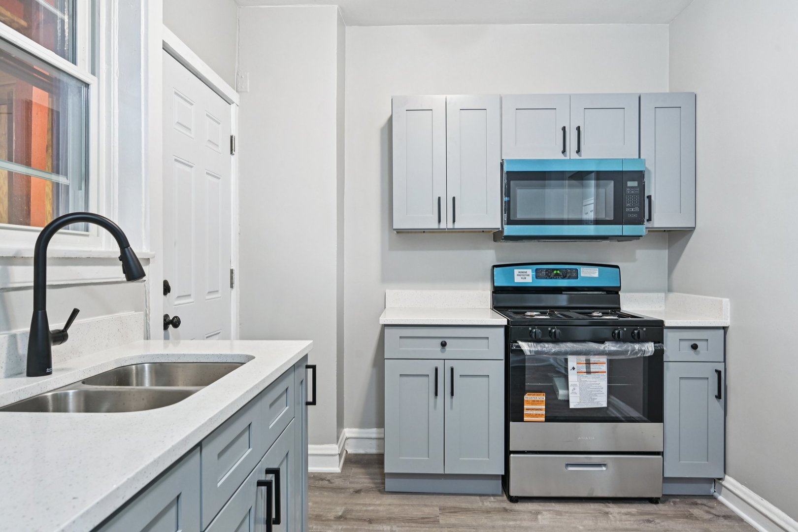 2508 E 78th Street Unit: 2