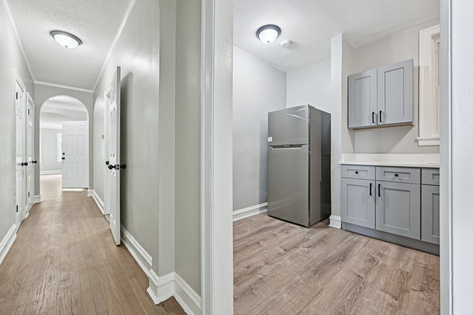 2508 E 78th Street Unit: 2