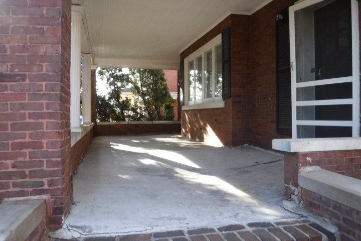 9334 S Pleasant Avenue